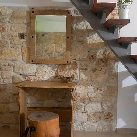 Agrielia Apartment