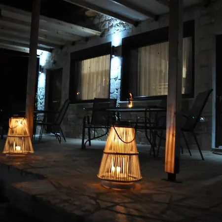 Agrielia Apartment *
